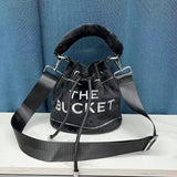 Fashion Faux Fur Women's Bucket Bag Letter Plush Shoulder Crossbody Purses Designer Winter Letter Plush Shoulder Crossbody Bags